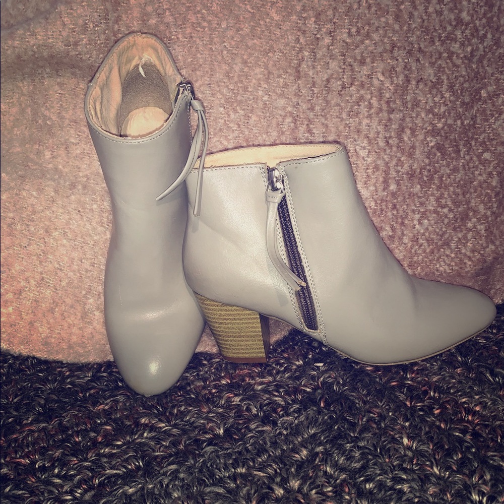 Grey side zipped ankle boots. 1 inch heel.
